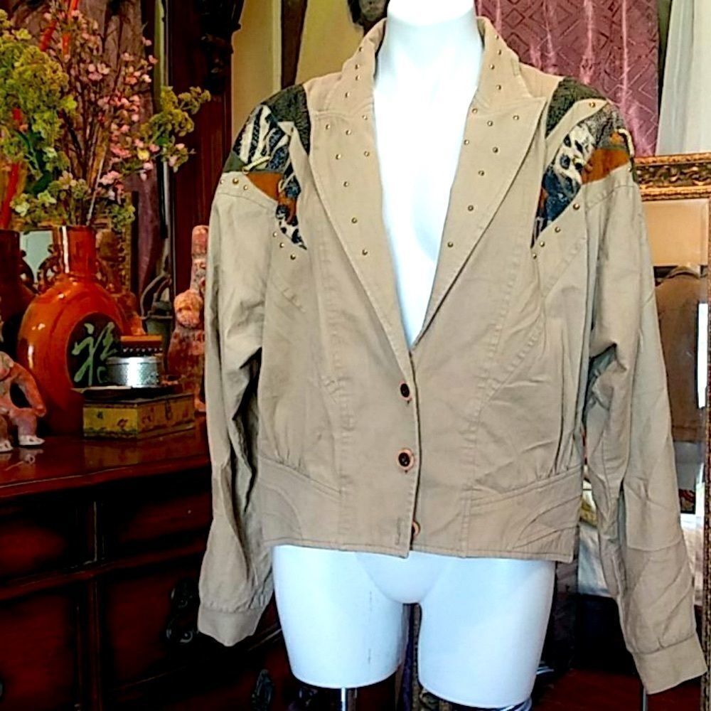 City girl sport vintage jacket Good condition